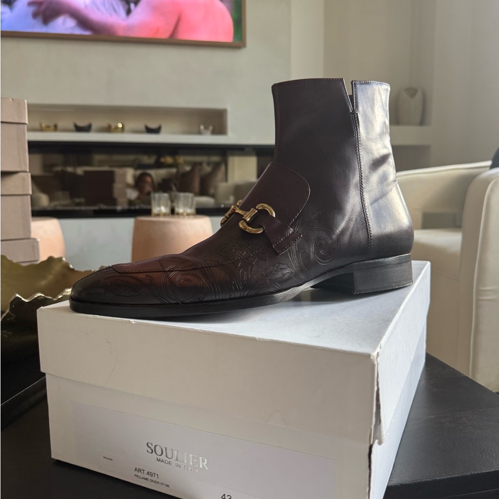 Sophisticated Brown Leather Boots by